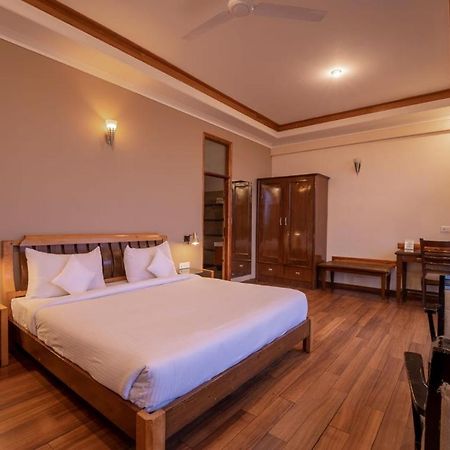 Nature View Resort !! A Four Star Lavish & Luxury Resort Chail Exterior photo